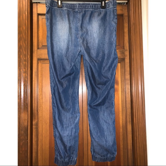 Express Denim/Jean - Picture 6 of 6